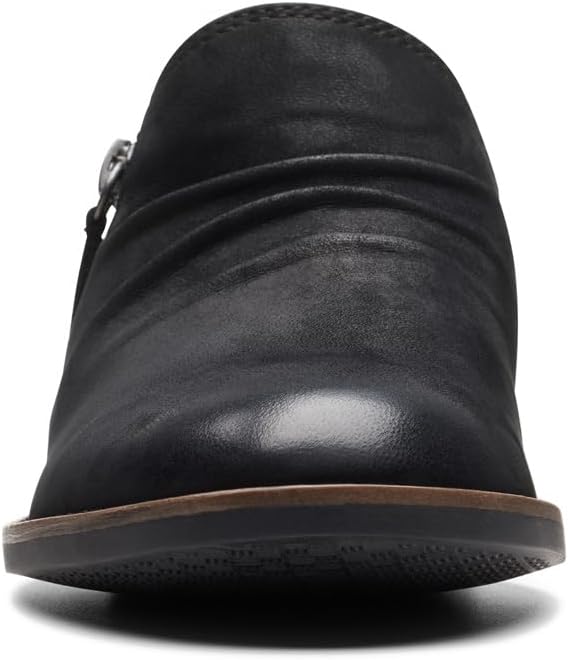 Clarks Women's Camzin Pace Oxford - Image 5