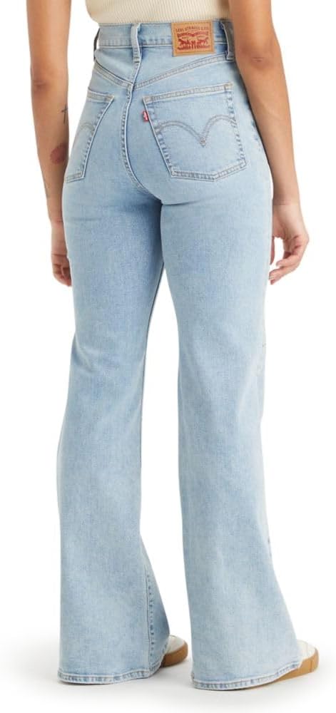 Levi's Women's Ribcage Bell Bottom Jeans - Image 4