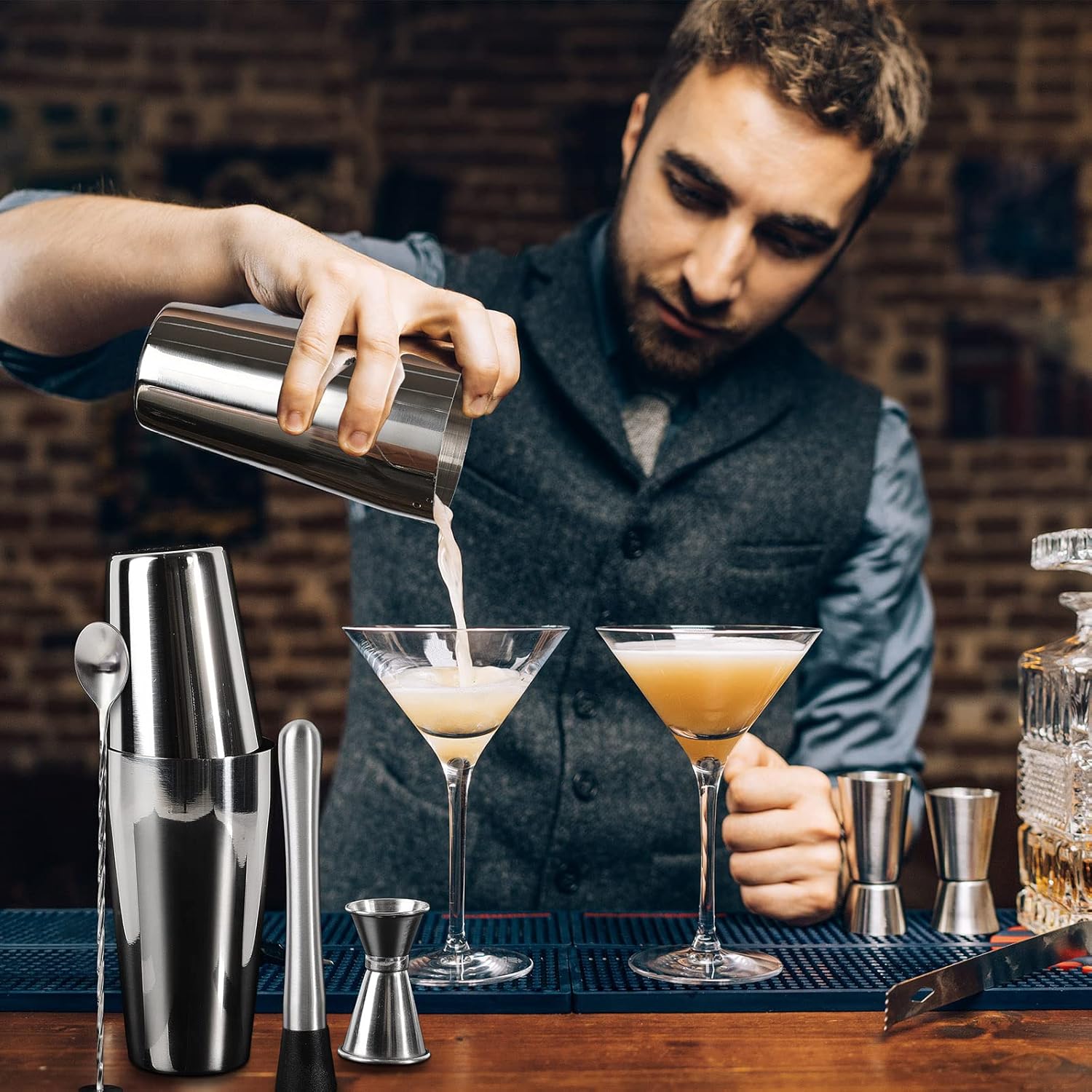 Stainless Steel Cocktail Shaker Set - 16 Pcs Including Boston Shaker, Muddler, Double Measuring Jigger, Mixing Spoon - Bar Accessories for Home Bar & Wine Lovers Gift - Image 8