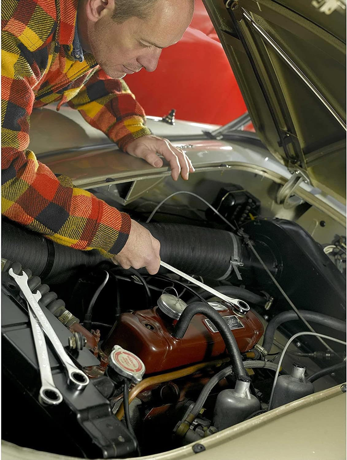 GEARWRENCH 30 Piece 12 Point Ratcheting Combination SAE/Metric (1/4-1 in., 8-24 mm) Wrench Set with Wrench Racks - 86702 - Image 12