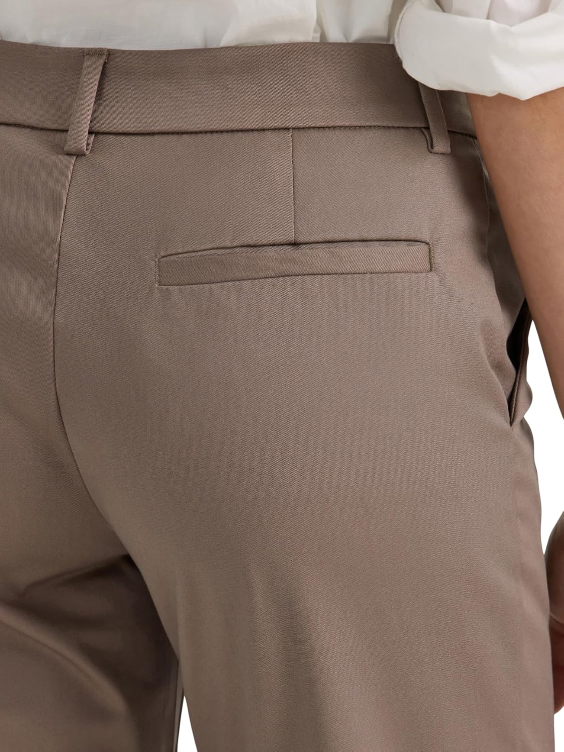 Lee Women's Wrinkle Free Mid Rise Bootcut Pant - Image 5